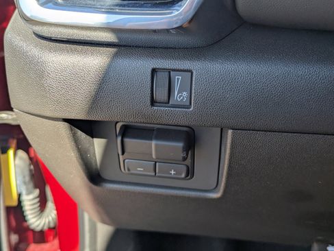 Used 2024 GMC Canyon Elevation w/ Trailering Package image 31