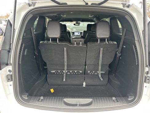 New 2026 Chrysler Pacifica Select image 21