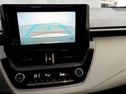 Used 2023 Toyota Corolla LE FWD image 42