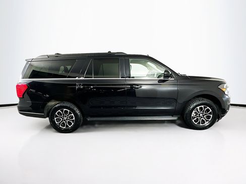 Used 2024 Ford Expedition Max XLT image 10