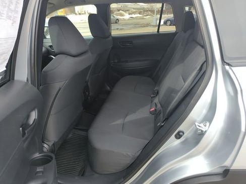 Used 2024 Toyota Corolla Cross LE image 23