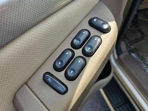 Used 2004 Mercury Mountaineer Premier AWD/4WD image 45