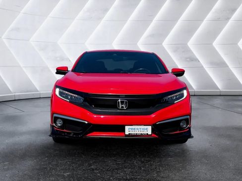 Used 2019 Honda Civic Touring image 8