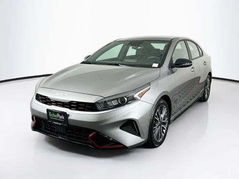 Used 2024 Kia Forte GT-Line FWD image 3