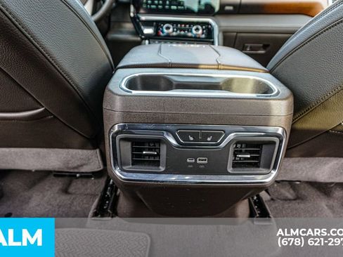 Used 2025 GMC Sierra 3500 Denali w/ Technology Package image 30