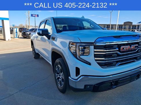 Used 2025 GMC Sierra 1500 SLT image 11