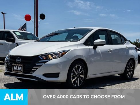 Used 2024 Nissan Versa SV FWD image 2