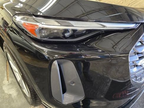 Used 2025 Audi Q5 Premium w/ Convenience Package image 6