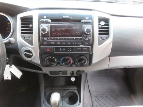 Used 2012 Toyota Tacoma 4x4 Double Cab image 15