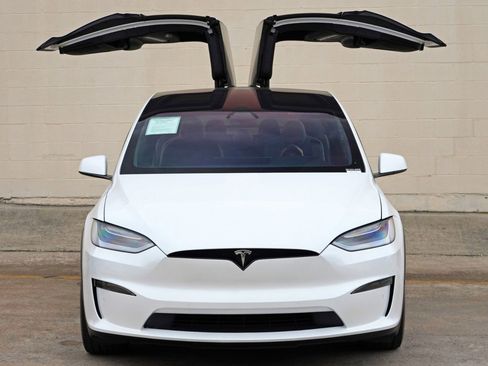 Used 2022 Tesla Model X AWD/4WD image 49
