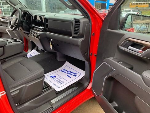 New 2026 Chevrolet Silverado 1500 LT image 11