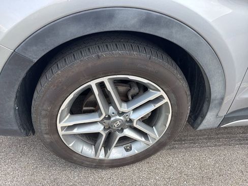 Used 2017 Hyundai Santa Fe Limited AWD/4WD image 11