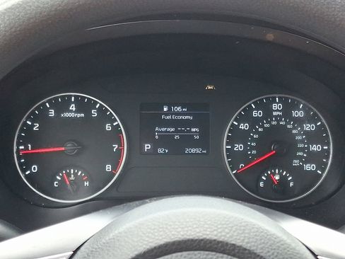 Used 2022 Kia Seltos LX image 19