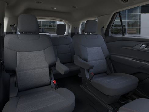 New 2025 Ford Explorer Active image 33