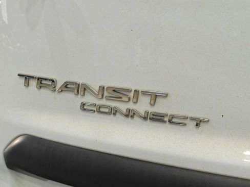 Used 2017 Ford Transit Connect XL image 34