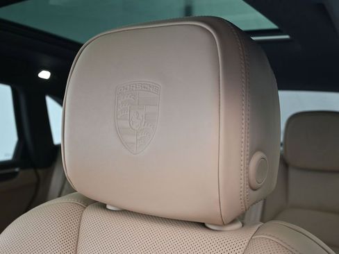 Certified 2026 Porsche Macan AWD/4WD image 20