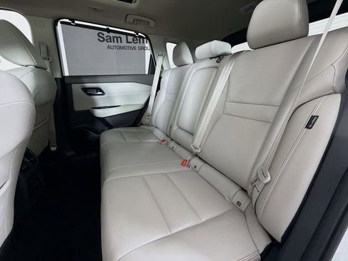 Used 2021 Nissan Rogue SL w/ Premium Package image 25