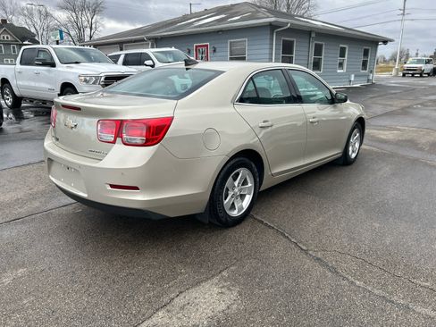 Used 2016 Chevrolet Malibu LS image 3