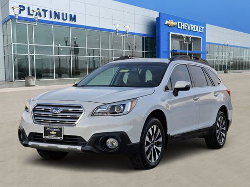 Used 2016 Subaru Outback 2.5i Limited image 2