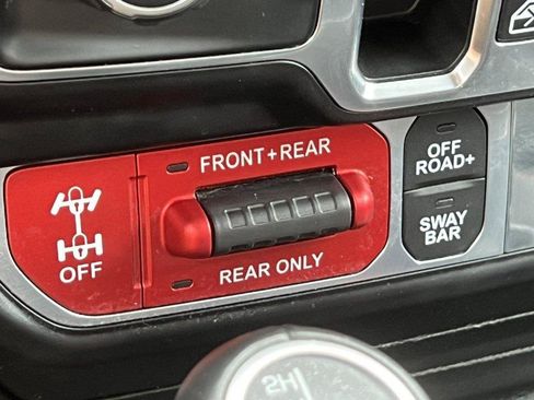 Used 2020 Jeep Gladiator Rubicon AWD/4WD image 28