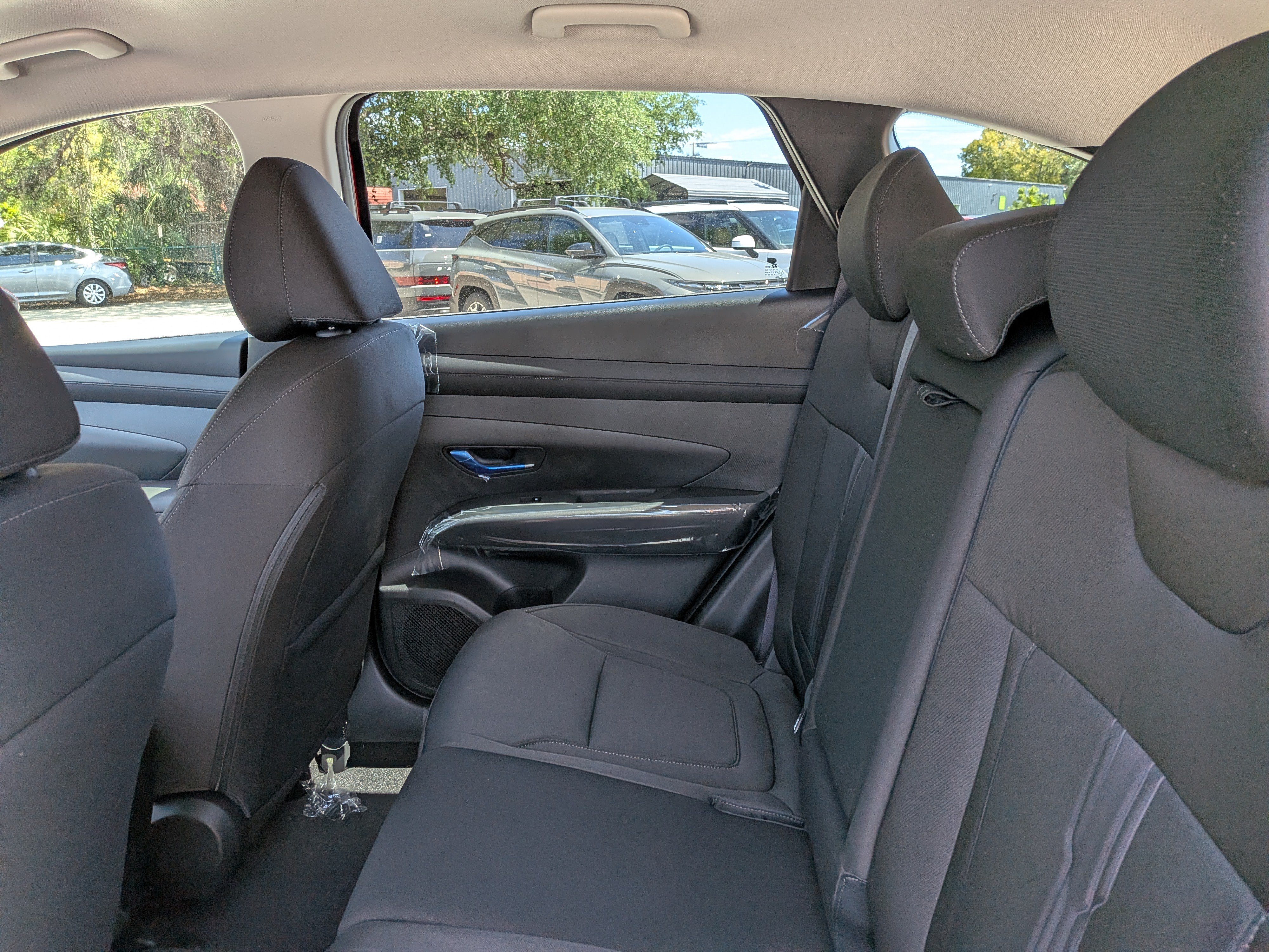 New 2026 Hyundai Tucson SEL w/ Tow & Go Package FWD image 13