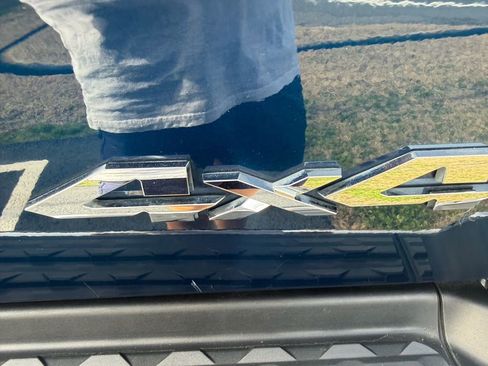 Used 2024 RAM 3500 Tradesman w/ Chrome Appearance Group image 17