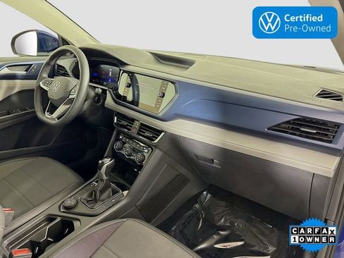 Used 2024 Volkswagen Taos SE image 28