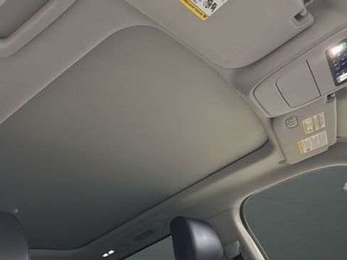 Used 2025 Ford Expedition Max Active image 34