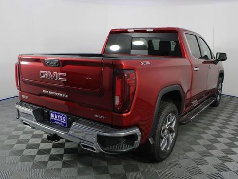New 2026 GMC Sierra 1500 SLT image 28