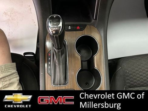Used 2019 GMC Acadia SLE AWD/4WD image 21