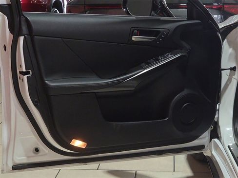 Used 2024 Lexus IS 350 F Sport w/ Navigation Package image 15