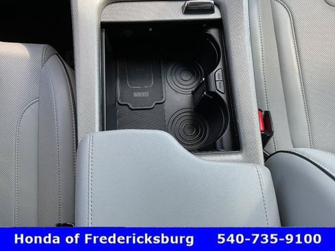Used 2025 Hyundai Palisade SEL FWD image 40