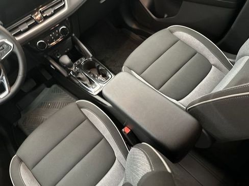 Used 2026 Chevrolet TrailBlazer LT w/ LT Cold Weather Package image 24