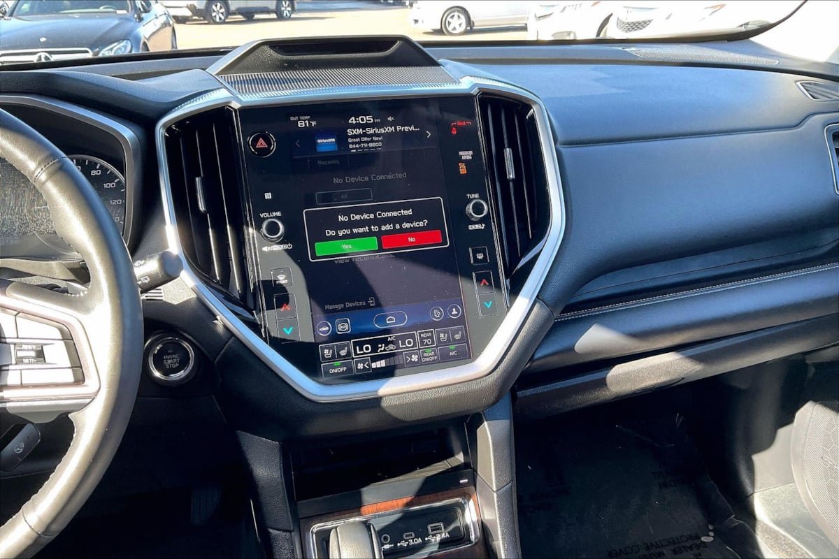 Used 2023 Subaru Ascent Touring AWD/4WD image 6
