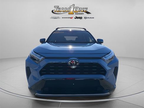 Used 2025 Toyota RAV4 SE image 8
