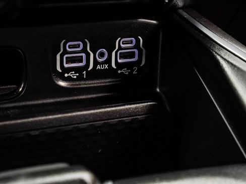 Used 2024 RAM 1500 Big Horn AWD/4WD image 25