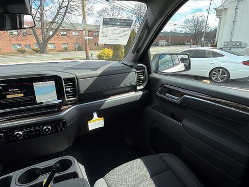 New 2026 GMC Sierra 1500 Elevation image 34