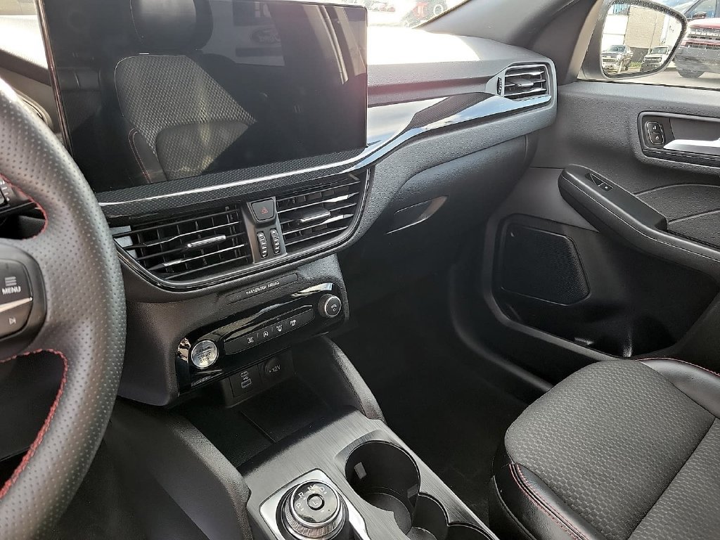 Used 2023 Ford Escape ST-Line w/ Tech Pack #1 FWD image 25