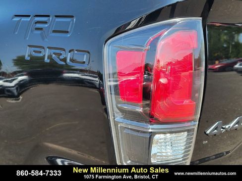 Used 2023 Toyota Tacoma TRD Pro image 9