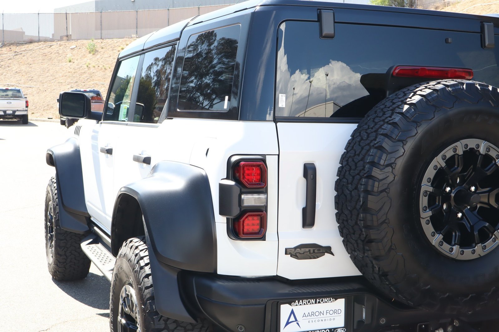 Used 2025 Ford Bronco Raptor AWD/4WD image 16