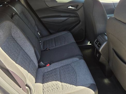 Used 2022 Chevrolet Equinox LT FWD image 17