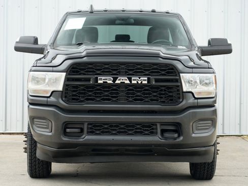 Used 2022 RAM 3500 Tradesman image 5