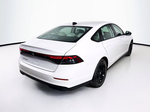 Certified 2025 Honda Accord SE image 31