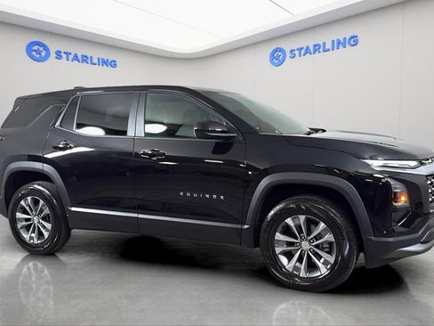 Certified 2025 Chevrolet Equinox LT image 12