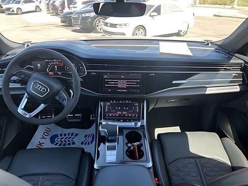 Used 2024 Audi RS Q8 AWD/4WD image 22