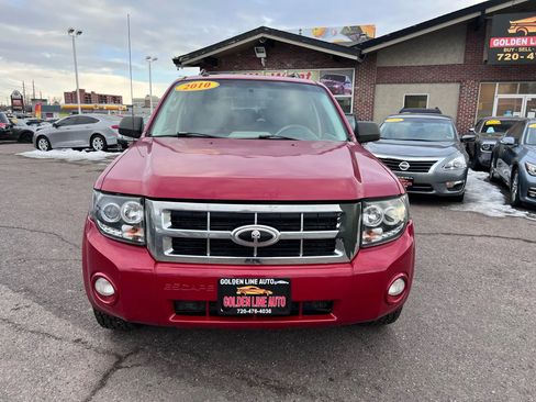 Used 2010 Ford Escape XLT image 3