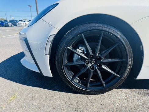 Used 2022 Toyota GR86 Premium w/ ALL Weather Mat Package (TMS) image 45