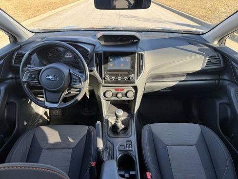 Used 2019 Subaru Crosstrek 2.0i Premium image 9