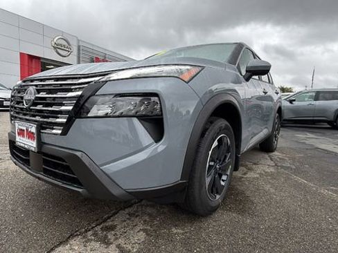 New 2026 Nissan Rogue SV image 9