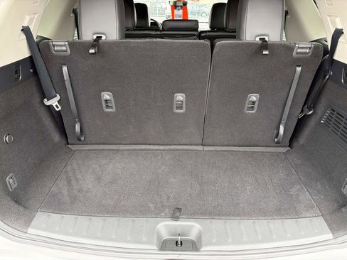 Used 2023 Nissan Pathfinder SL image 11